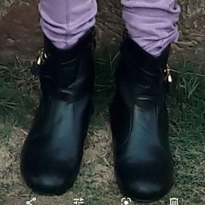Black boots